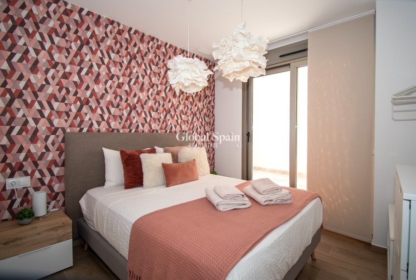 Wederverkoop - VILLA -
ORIHUELA COSTA - Costa Blanca
