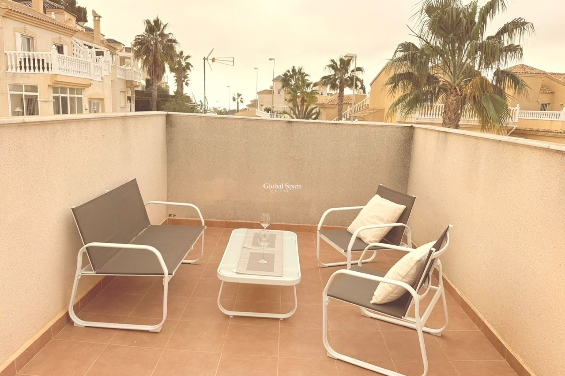 Wederverkoop - VILLA -
ORIHUELA COSTA - Costa Blanca