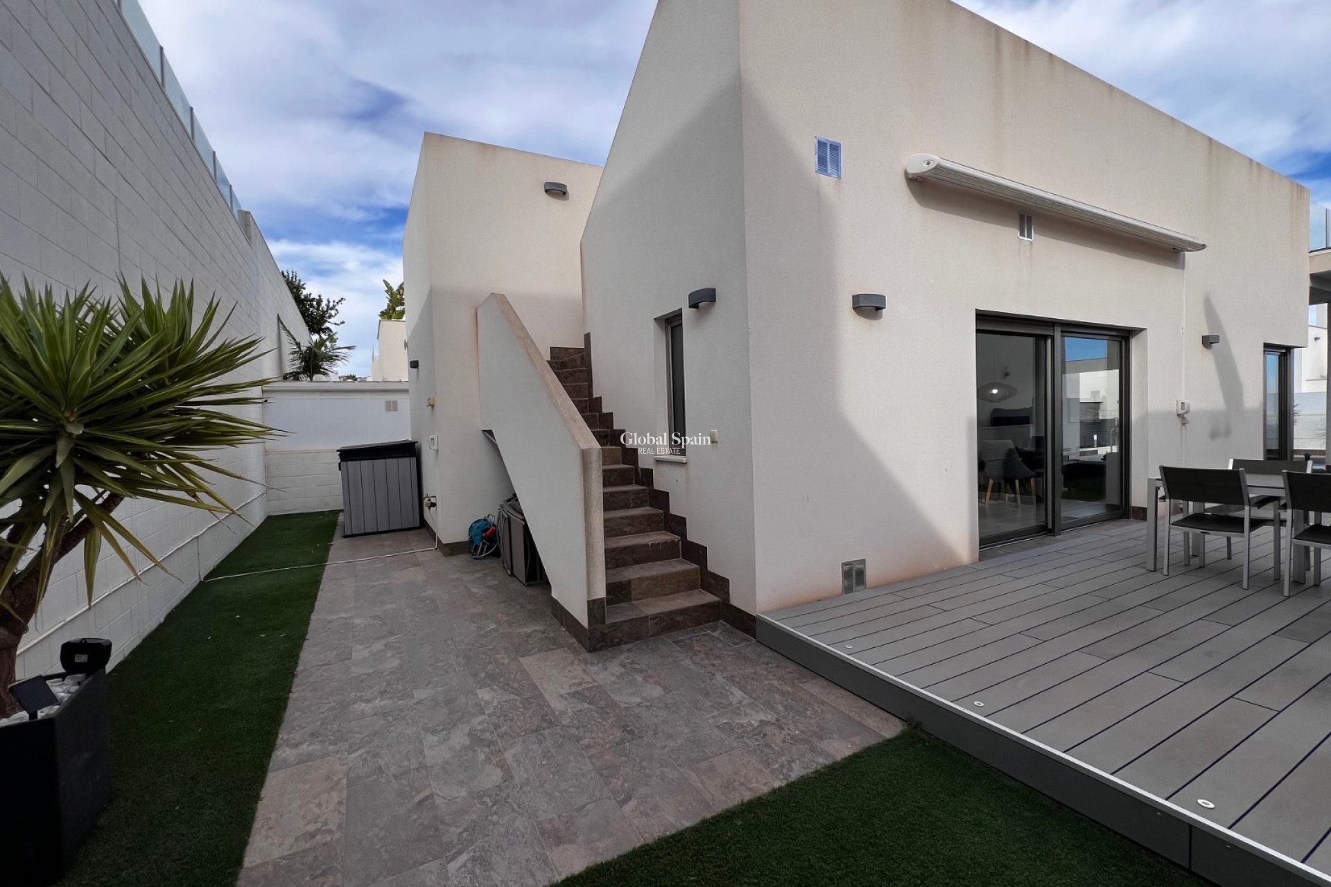 Wederverkoop - VILLA -
ORIHUELA COSTA - Costa Blanca