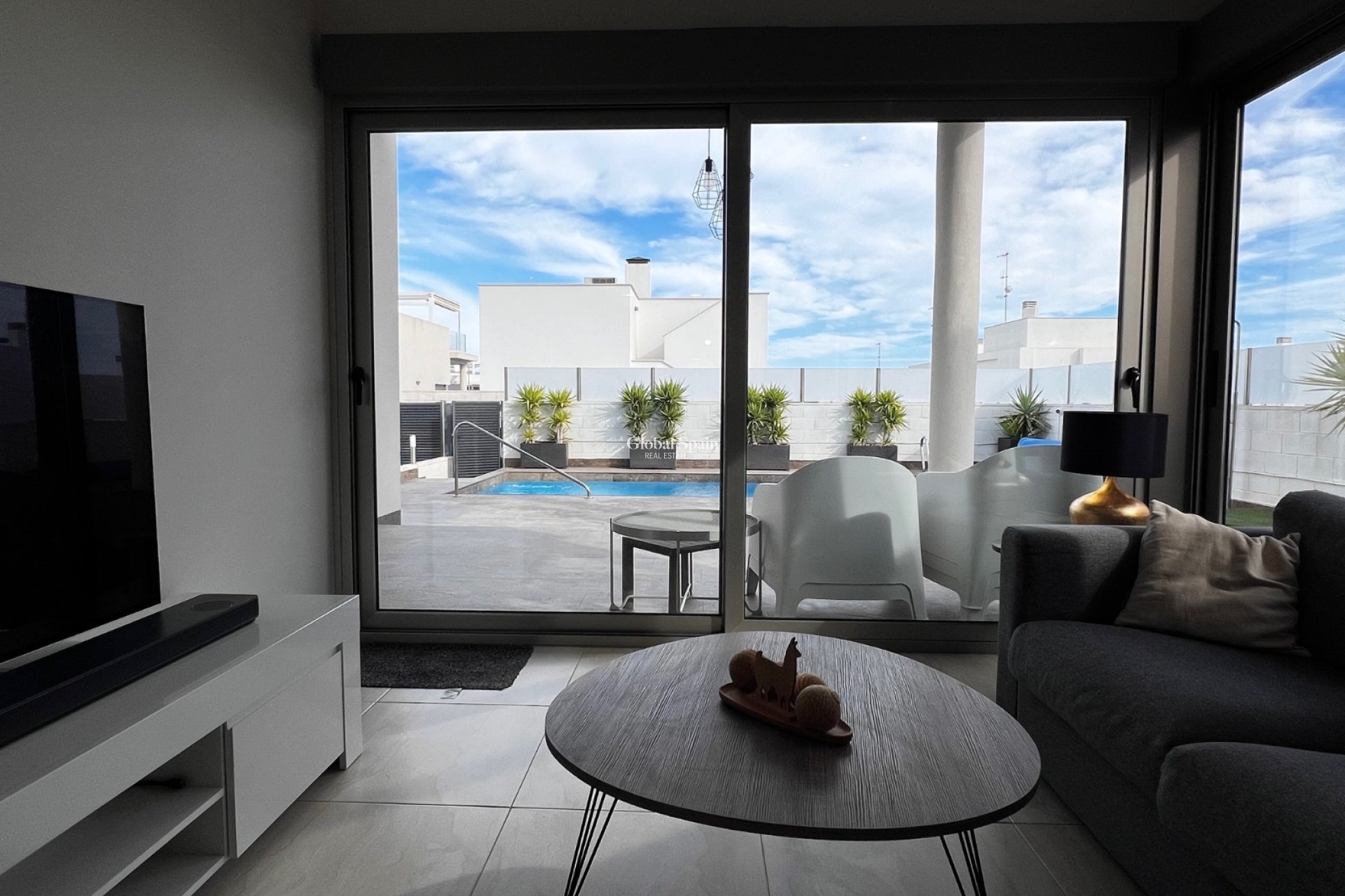 Wederverkoop - VILLA -
ORIHUELA COSTA - Costa Blanca