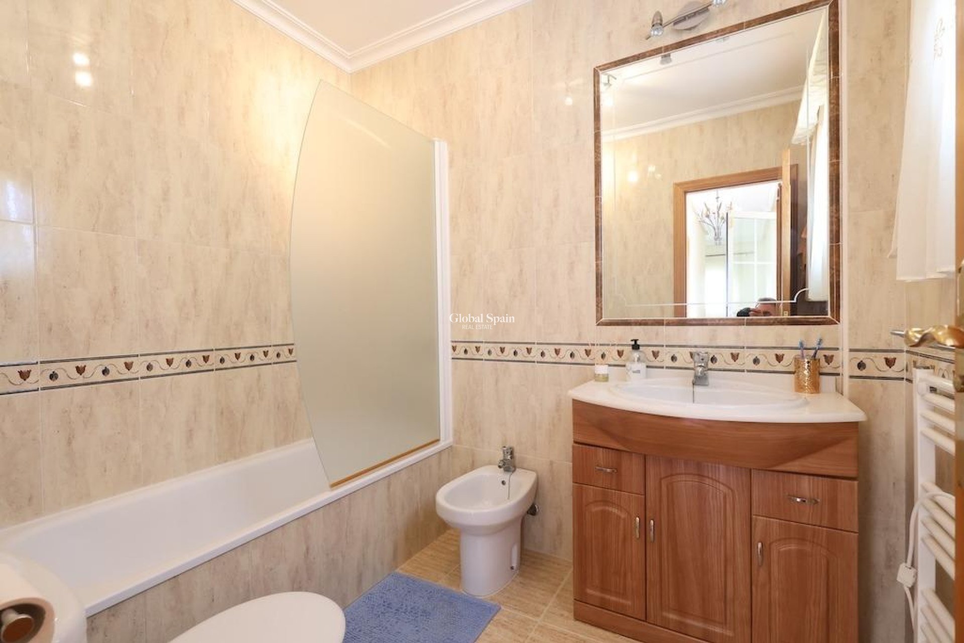 Wederverkoop - VILLA -
ORIHUELA COSTA - Costa Blanca