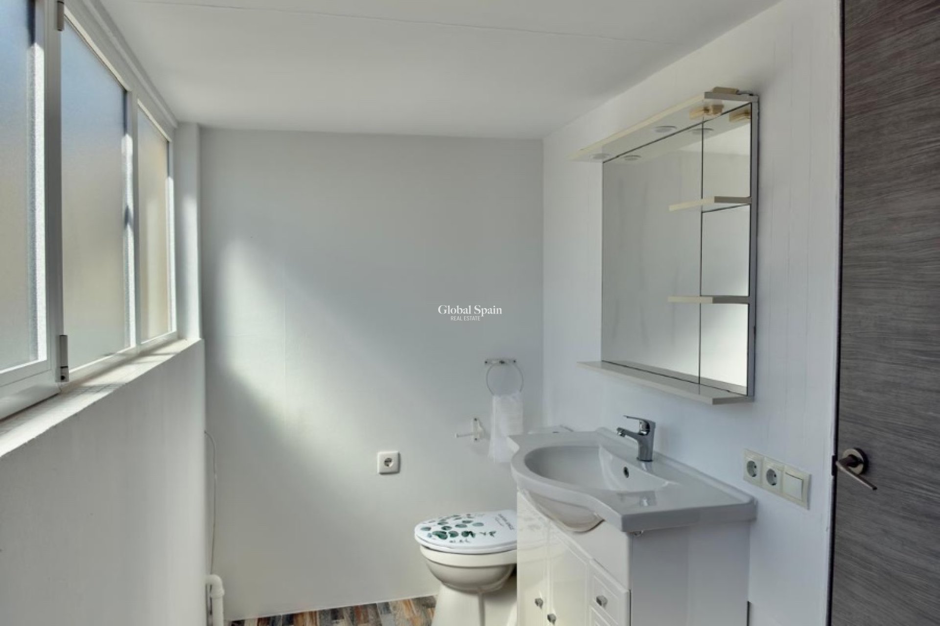 Wederverkoop - VILLA -
ORIHUELA COSTA - Costa Blanca
