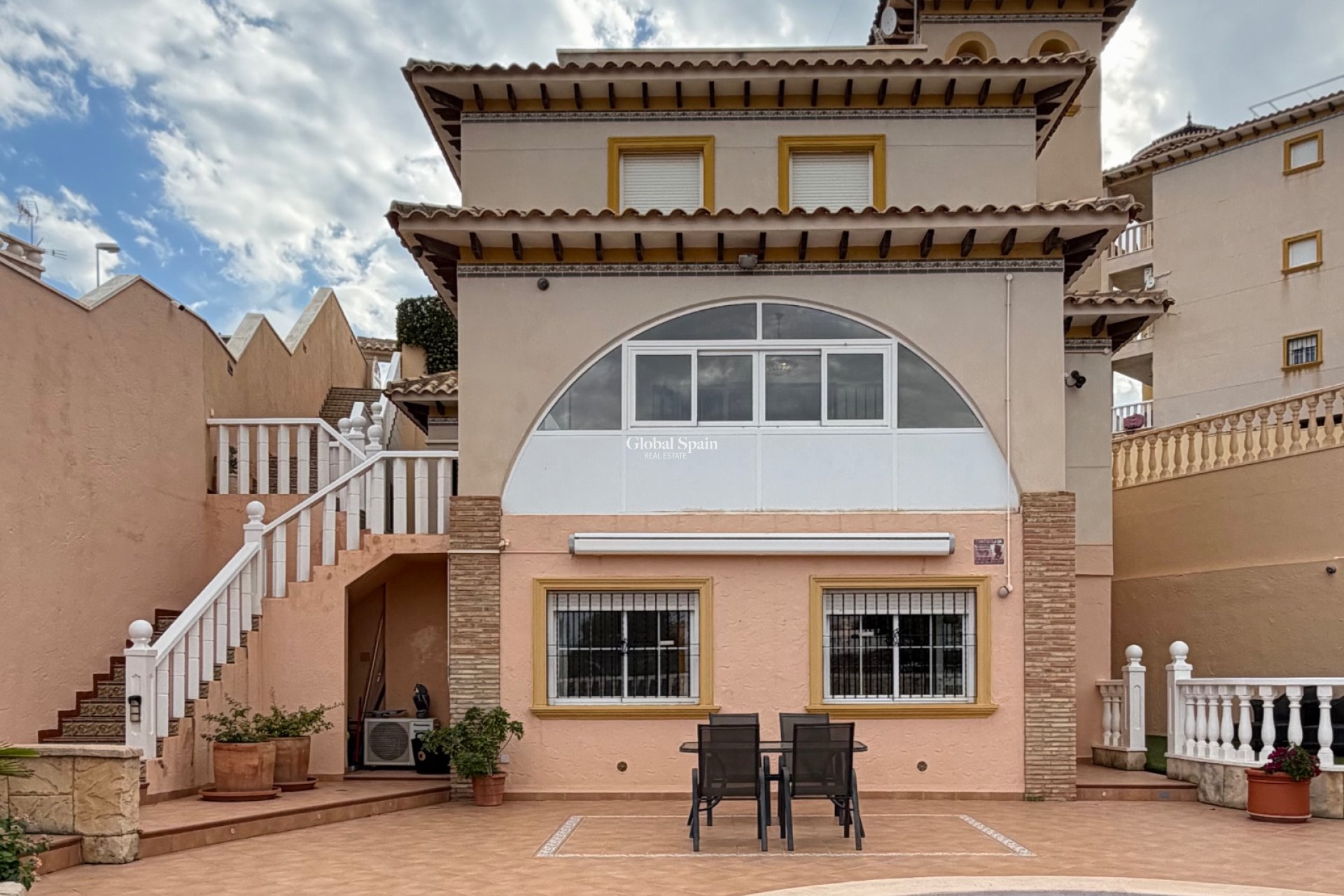 Wederverkoop - VILLA -
ORIHUELA COSTA - Costa Blanca