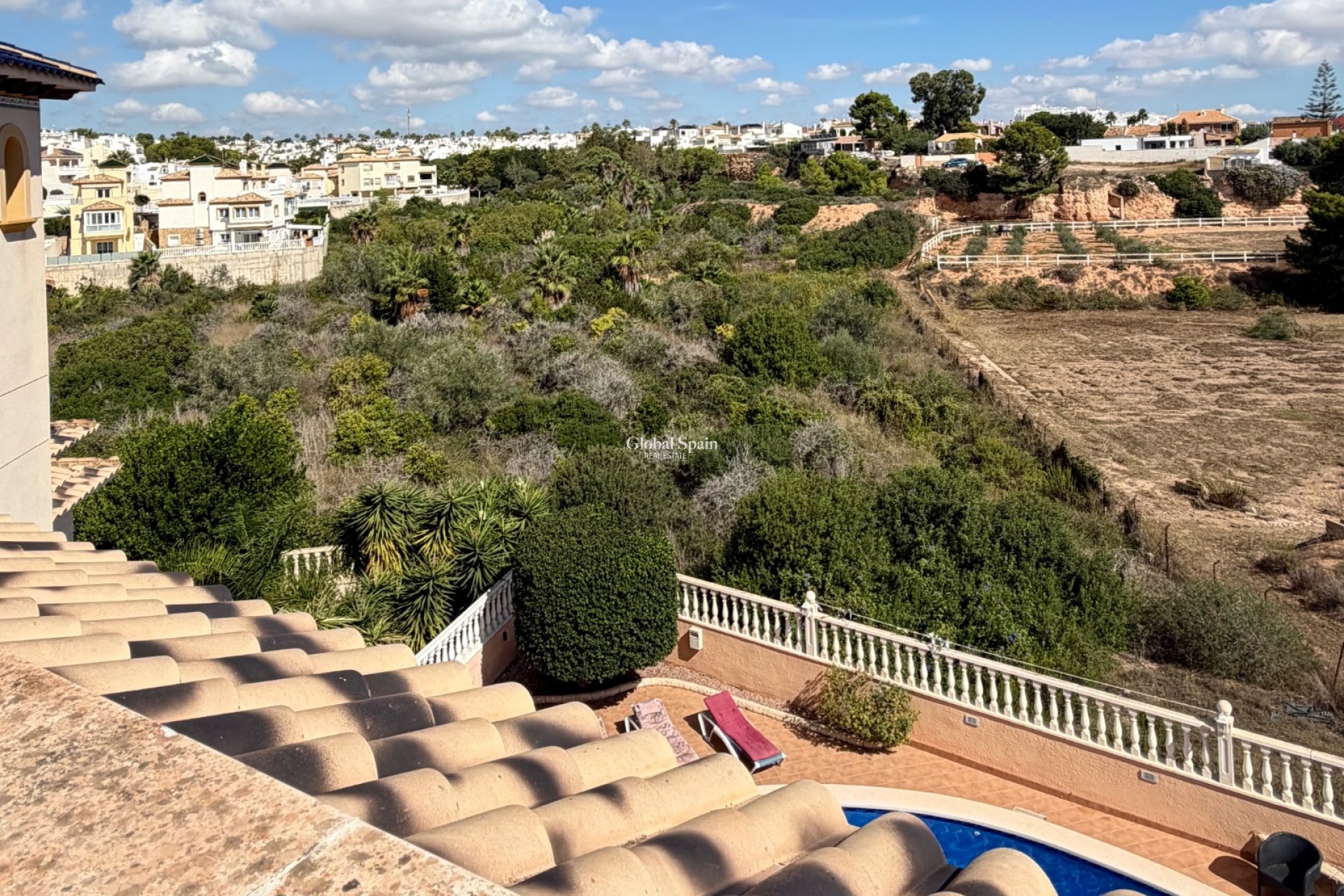 Wederverkoop - VILLA -
ORIHUELA COSTA - Costa Blanca