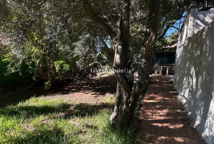 Wederverkoop - VILLA -
ORIHUELA COSTA - Costa Blanca