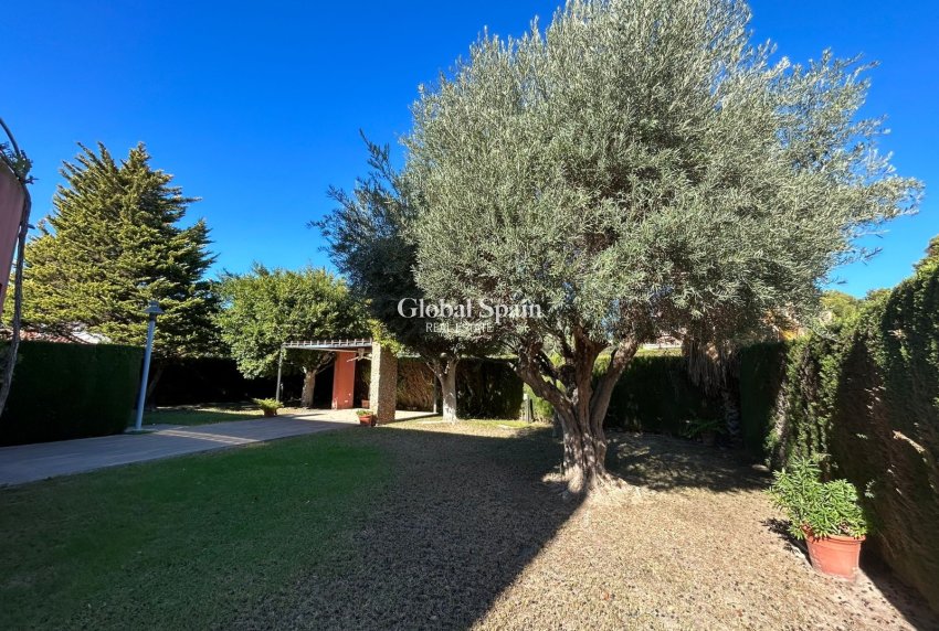 Wederverkoop - VILLA -
Orihuela Costa - Dehesa de Campoamor