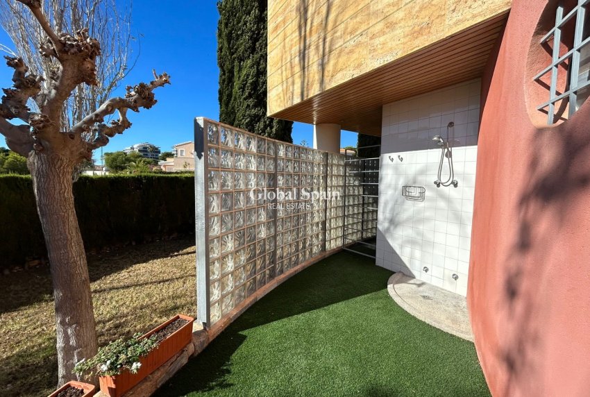 Wederverkoop - VILLA -
ORIHUELA COSTA - Dehesa de Campoamor
