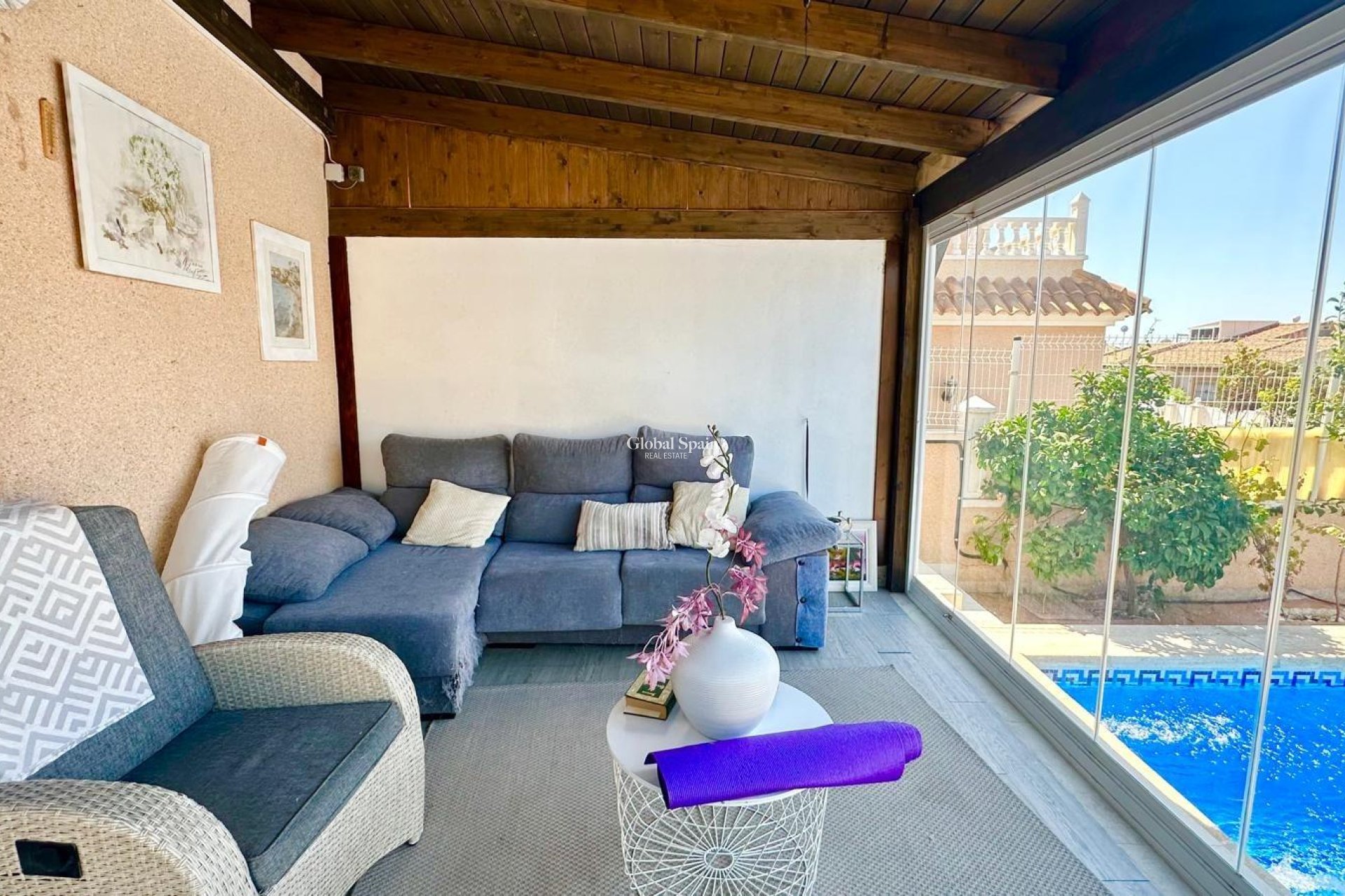 Wederverkoop - VILLA -
ORIHUELA COSTA - La Regia