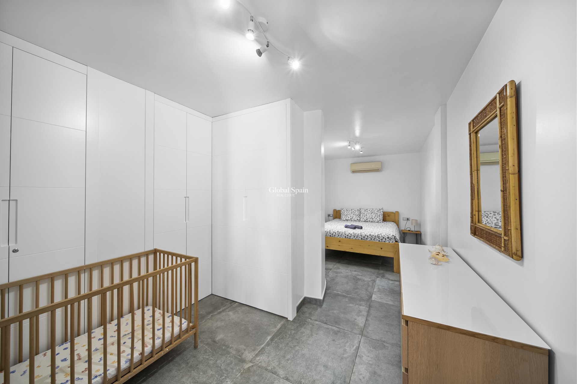 Wederverkoop - VILLA -
ORIHUELA COSTA - La Zenia