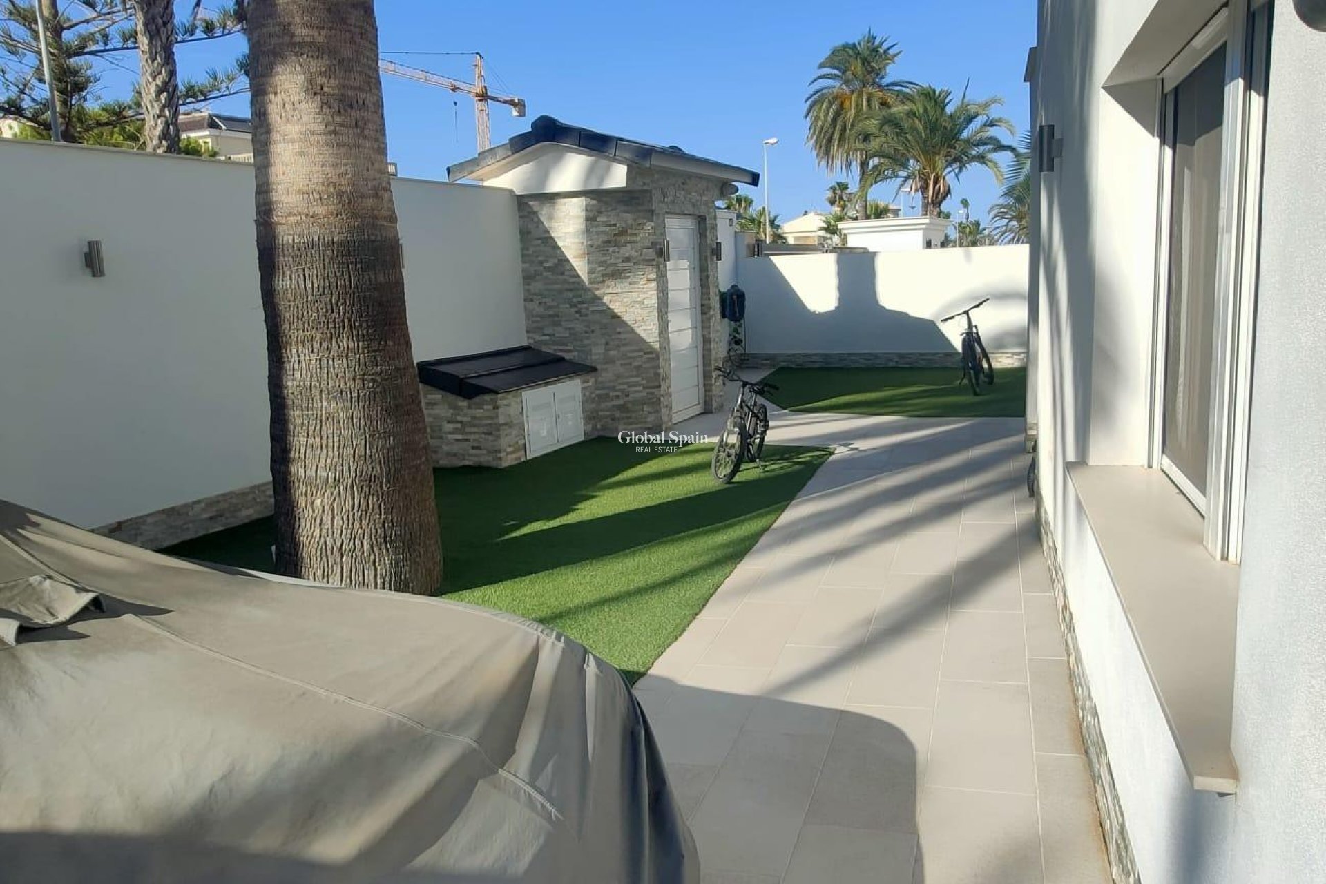 Wederverkoop - VILLA -
ORIHUELA COSTA - La Zenia