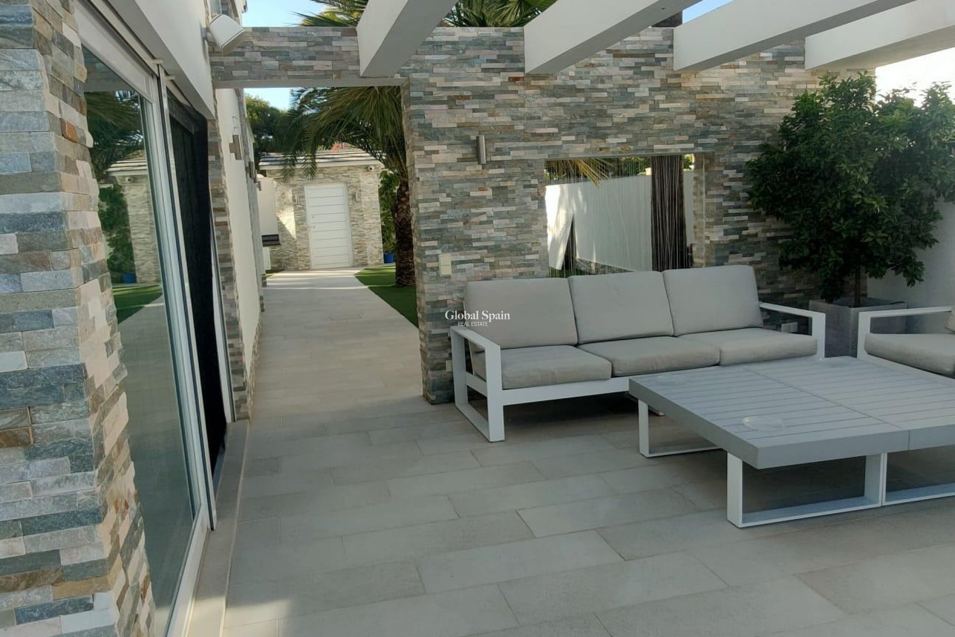 Wederverkoop - VILLA -
ORIHUELA COSTA - La Zenia