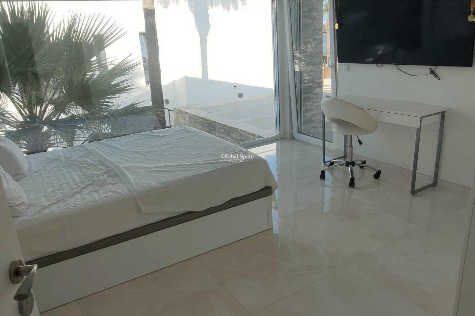 Wederverkoop - VILLA -
ORIHUELA COSTA - La Zenia