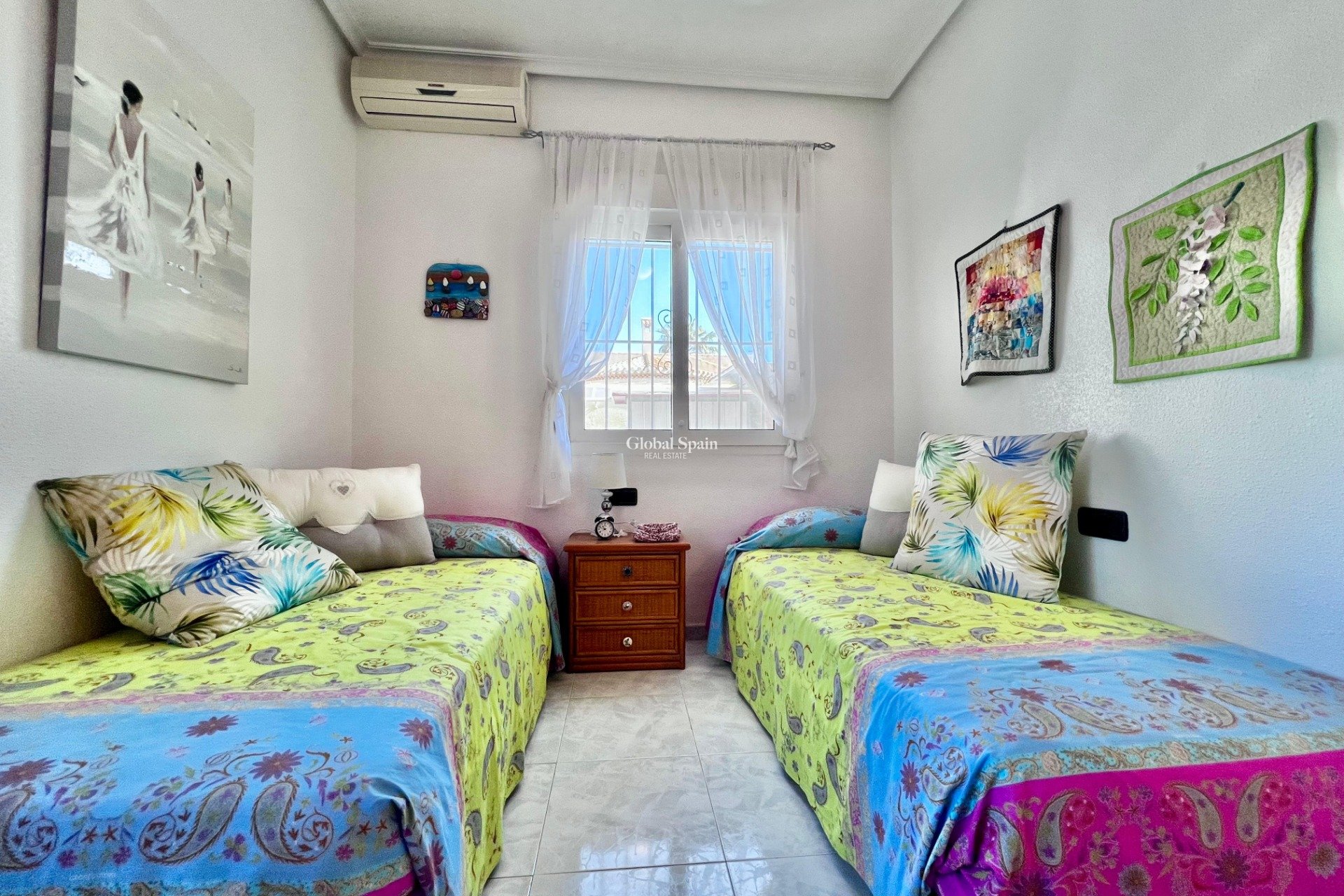 Wederverkoop - VILLA -
ORIHUELA COSTA - La Zenia