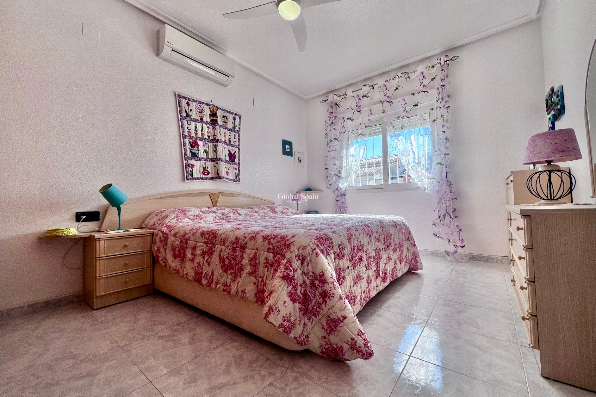 Wederverkoop - VILLA -
ORIHUELA COSTA - La Zenia