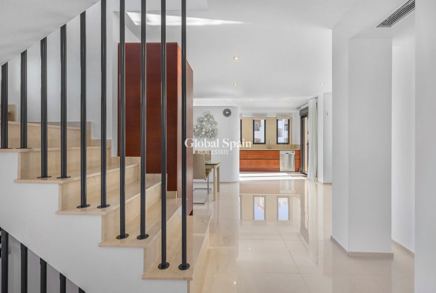 Wederverkoop - Villa -
ORIHUELA COSTA - La Zenia