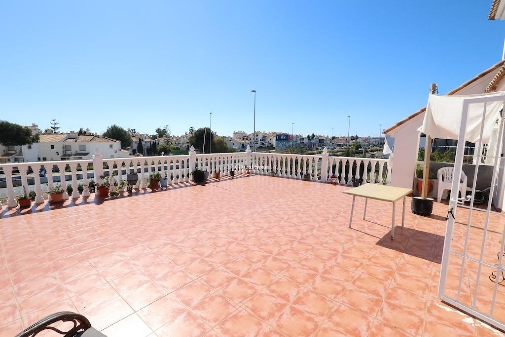 Wederverkoop - Villa -
ORIHUELA COSTA - La Zenia