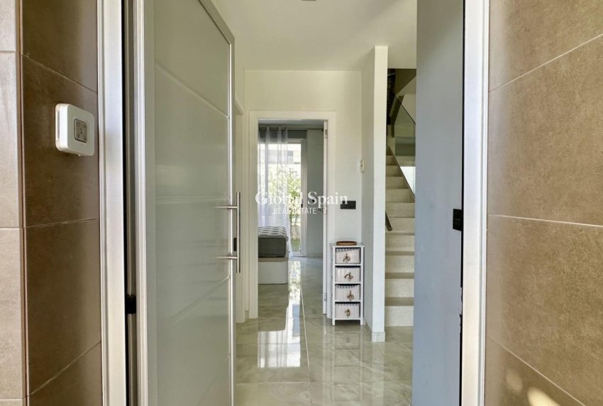 Wederverkoop - VILLA -
ORIHUELA COSTA - Lomas De Cabo Roig-los Dolses