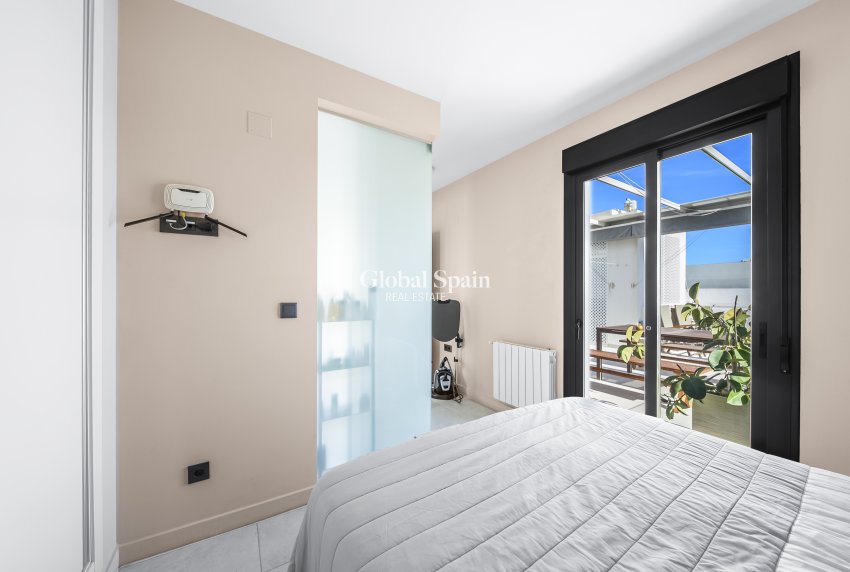 Wederverkoop - Villa -
ORIHUELA COSTA - Lomas de Cabo Roig