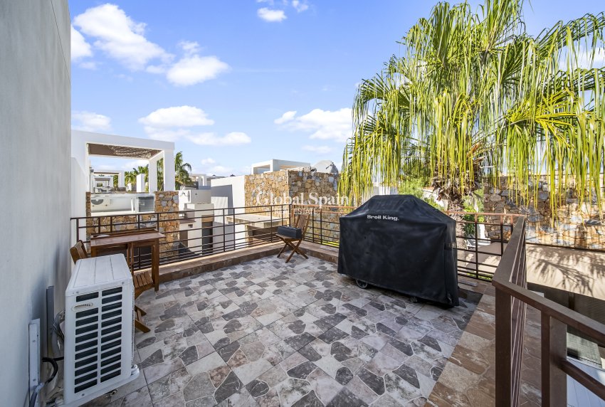 Wederverkoop - Villa -
ORIHUELA COSTA - Lomas de Cabo Roig