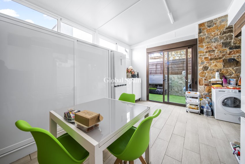 Wederverkoop - Villa -
ORIHUELA COSTA - Lomas de Cabo Roig