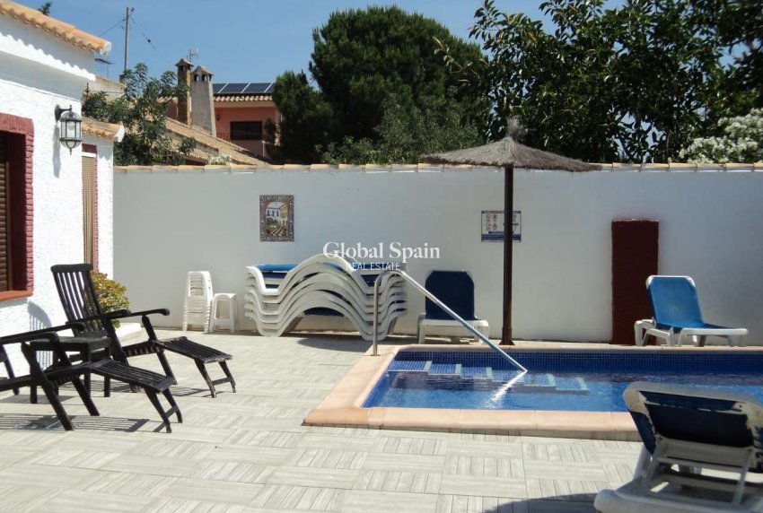 Wederverkoop - VILLA -
ORIHUELA COSTA - Lomas de Cabo Roig
