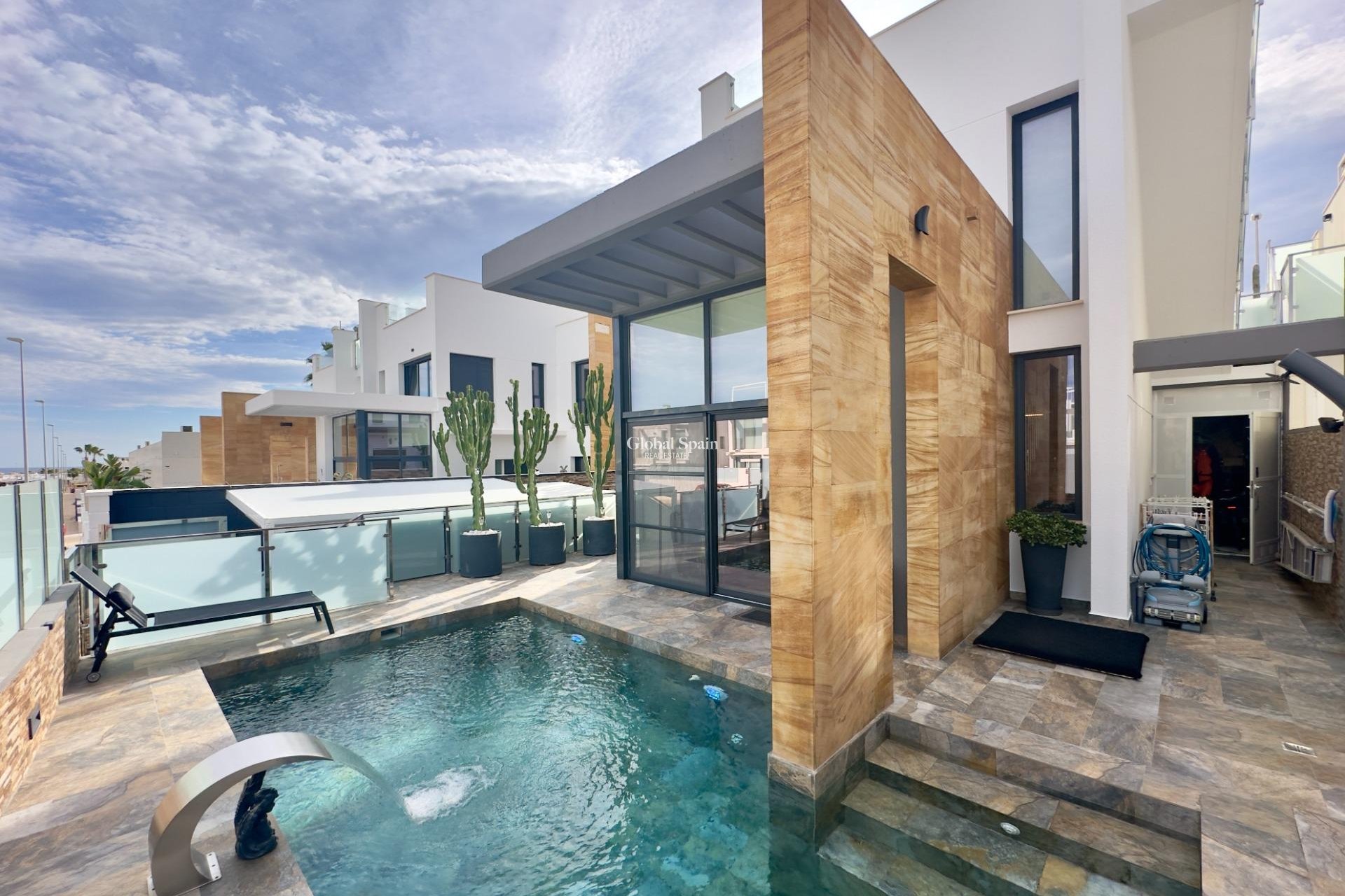 Wederverkoop - VILLA -
ORIHUELA COSTA - Lomas de Cabo Roig