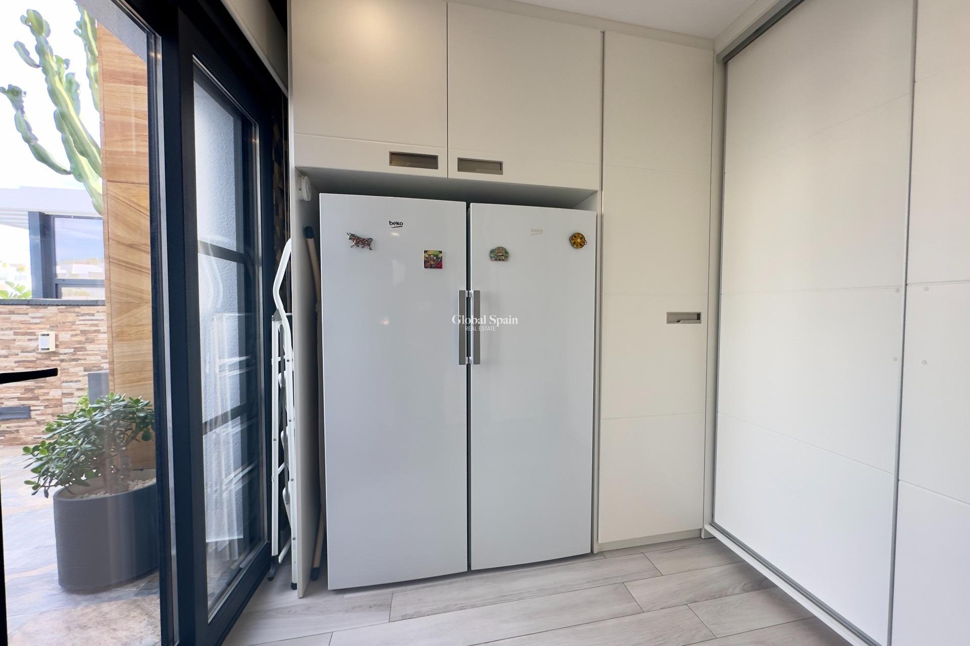 Wederverkoop - VILLA -
ORIHUELA COSTA - Lomas de Cabo Roig