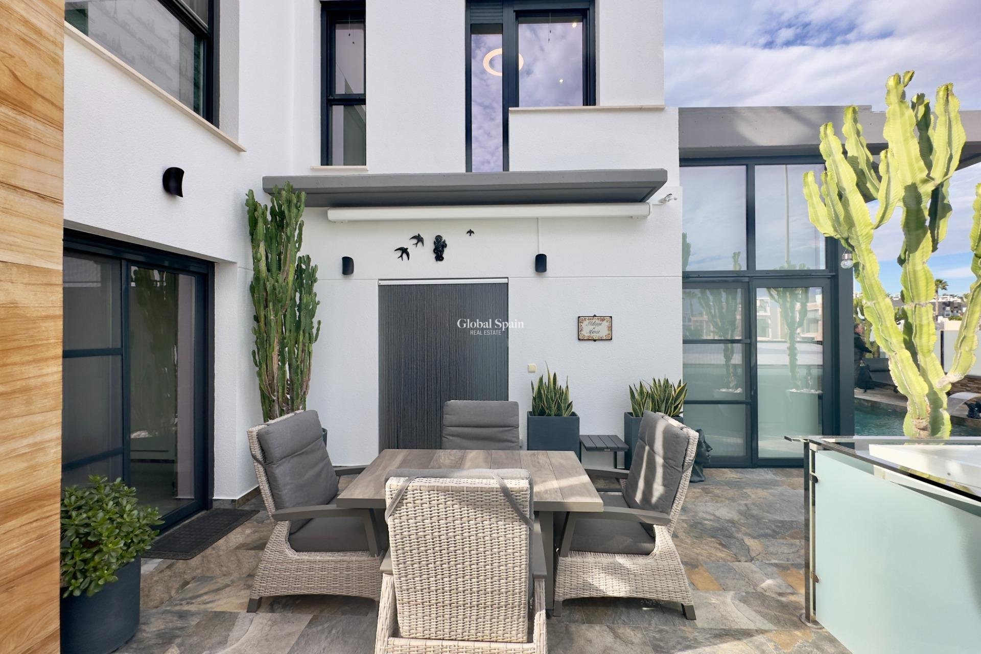 Wederverkoop - VILLA -
ORIHUELA COSTA - Lomas de Cabo Roig