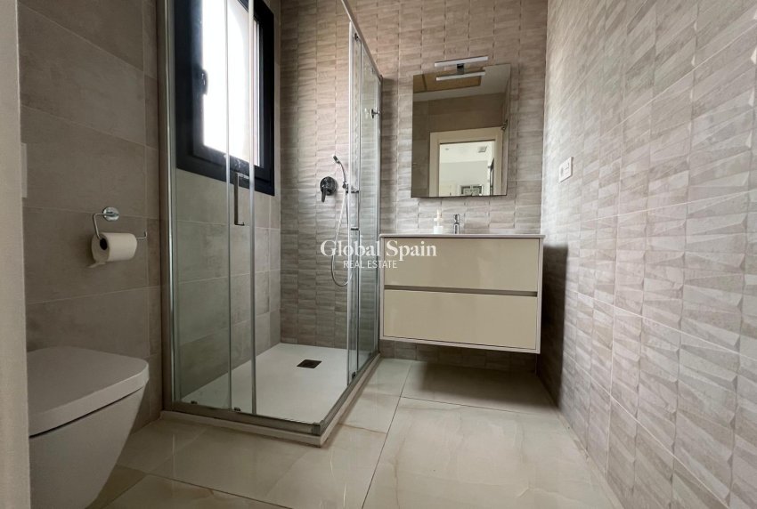 Wederverkoop - VILLA -
ORIHUELA COSTA - Lomas de Cabo Roig