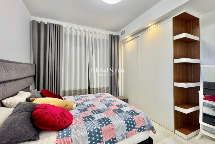 Wederverkoop - VILLA -
ORIHUELA COSTA - Lomas de Cabo Roig