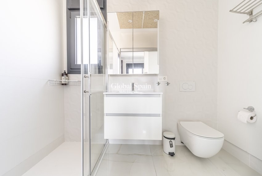 Wederverkoop - Villa -
ORIHUELA COSTA - Lomas de Cabo Roig