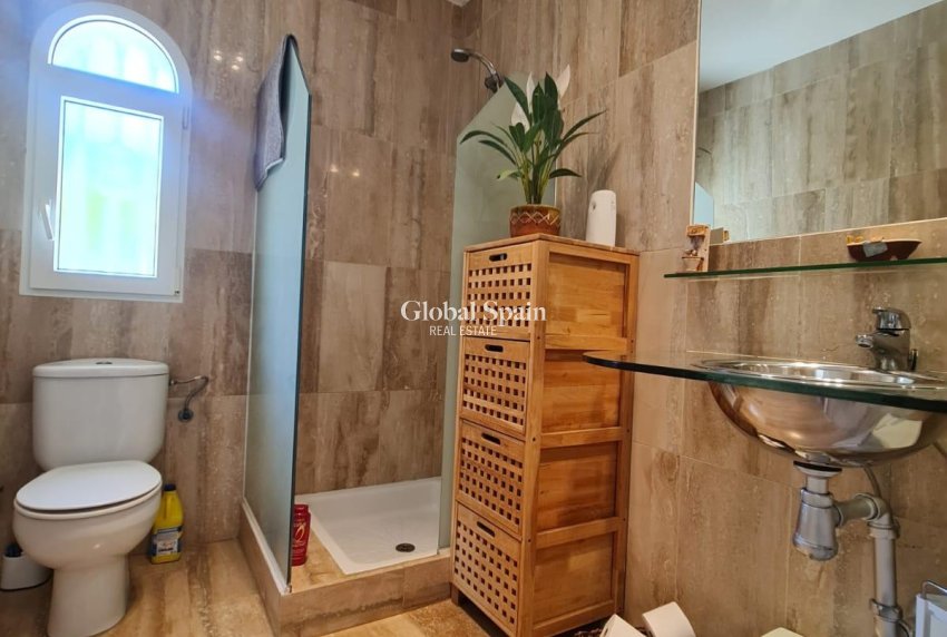 Wederverkoop - VILLA -
ORIHUELA COSTA - Lomas De Campoamor-las Ramblas