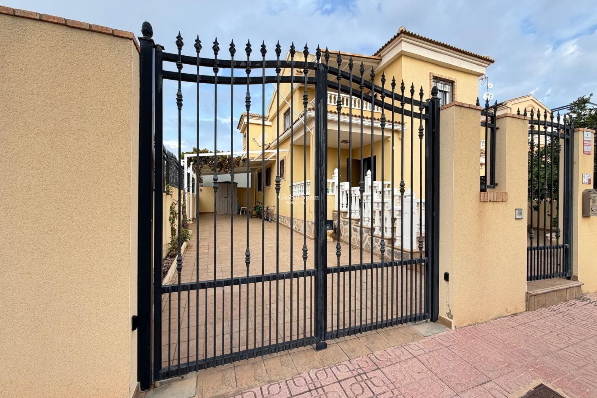 Wederverkoop - VILLA -
ORIHUELA COSTA - Lomas De Don Juan