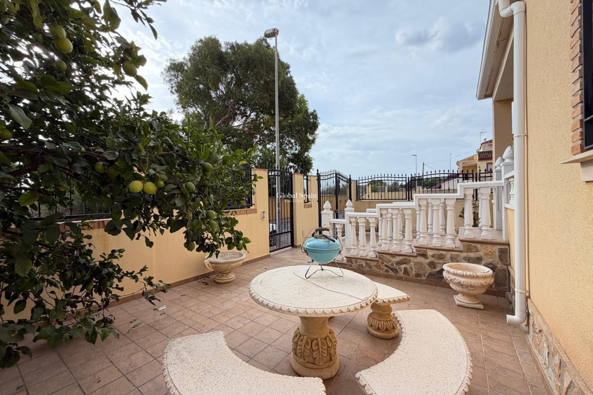 Wederverkoop - VILLA -
ORIHUELA COSTA - Lomas De Don Juan