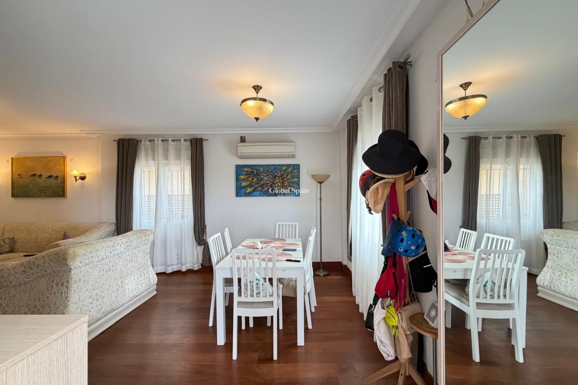 Wederverkoop - VILLA -
ORIHUELA COSTA - Lomas De Don Juan