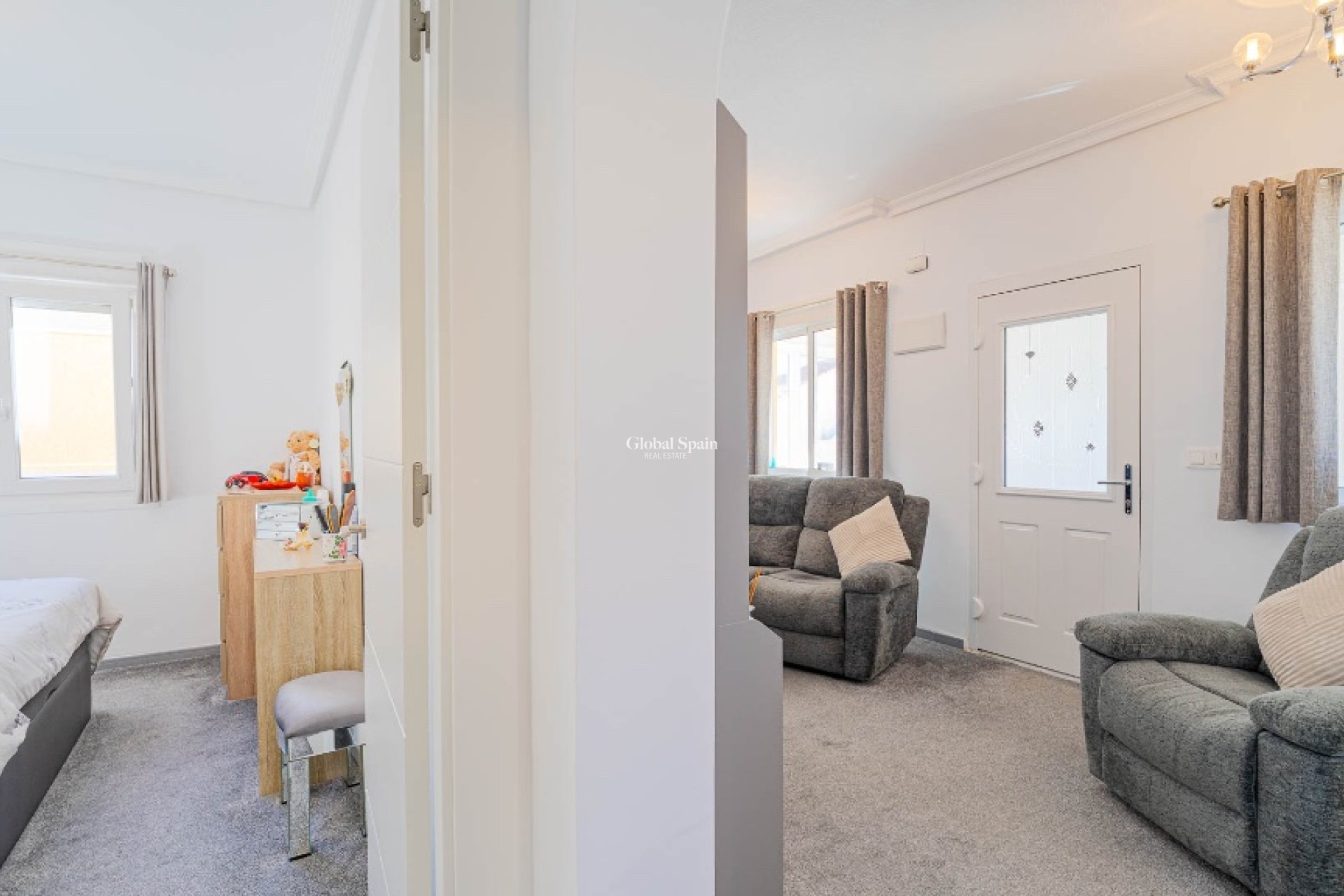 Wederverkoop - Villa -
ORIHUELA COSTA - LOS BALCONES - LOS ALTOS