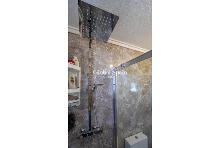 Wederverkoop - Villa -
ORIHUELA COSTA - LOS BALCONES - LOS ALTOS