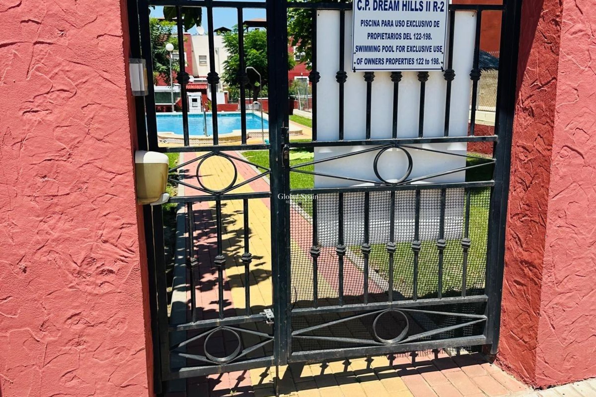 Wederverkoop - VILLA -
ORIHUELA COSTA - LOS BALCONES - LOS ALTOS