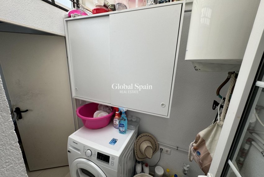 Wederverkoop - VILLA -
ORIHUELA COSTA - Los Dolses