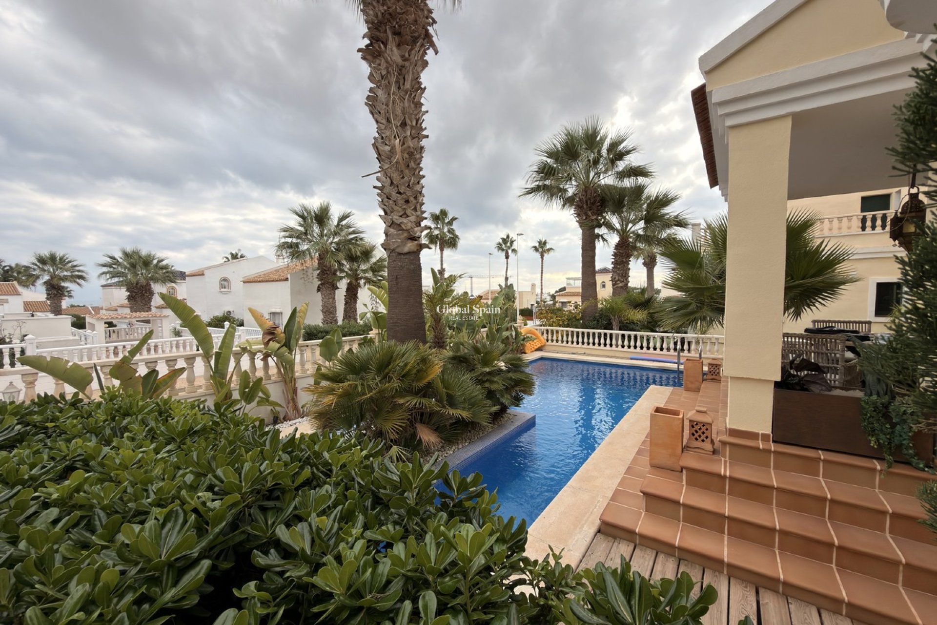 Wederverkoop - VILLA -
ORIHUELA COSTA - Los Doses