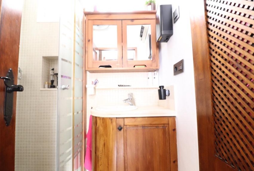 Wederverkoop - Villa -
ORIHUELA COSTA - Montezenia