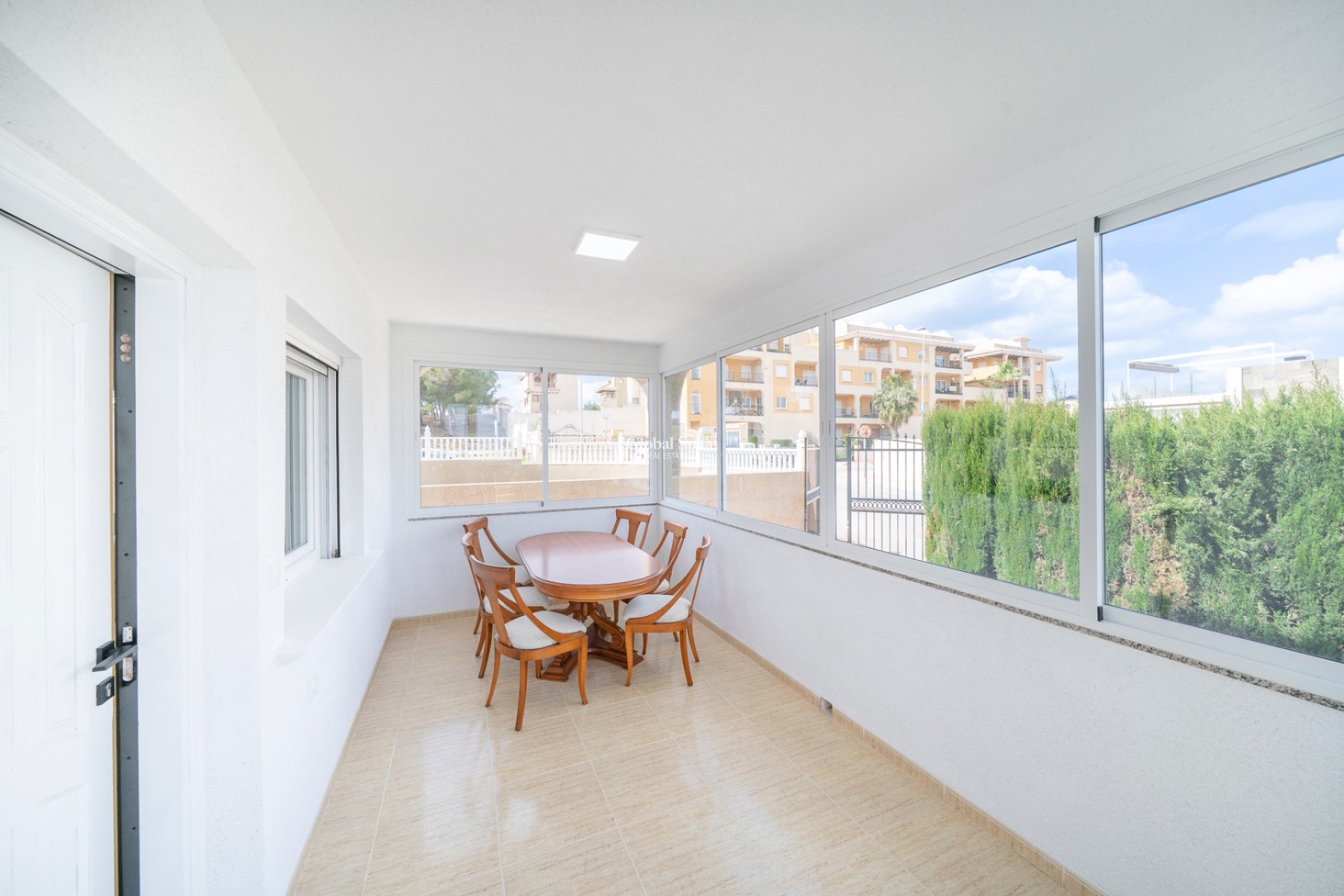 Wederverkoop - VILLA -
ORIHUELA COSTA - Pau 26