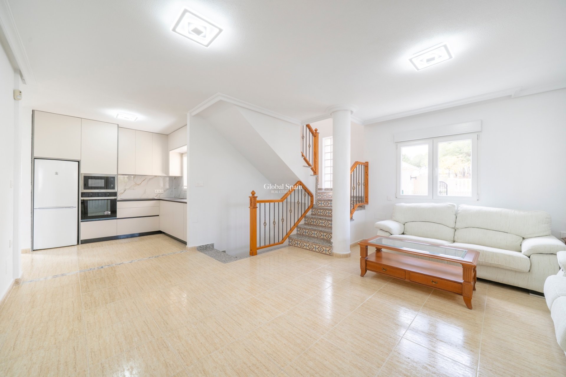 Wederverkoop - VILLA -
ORIHUELA COSTA - Pau 26