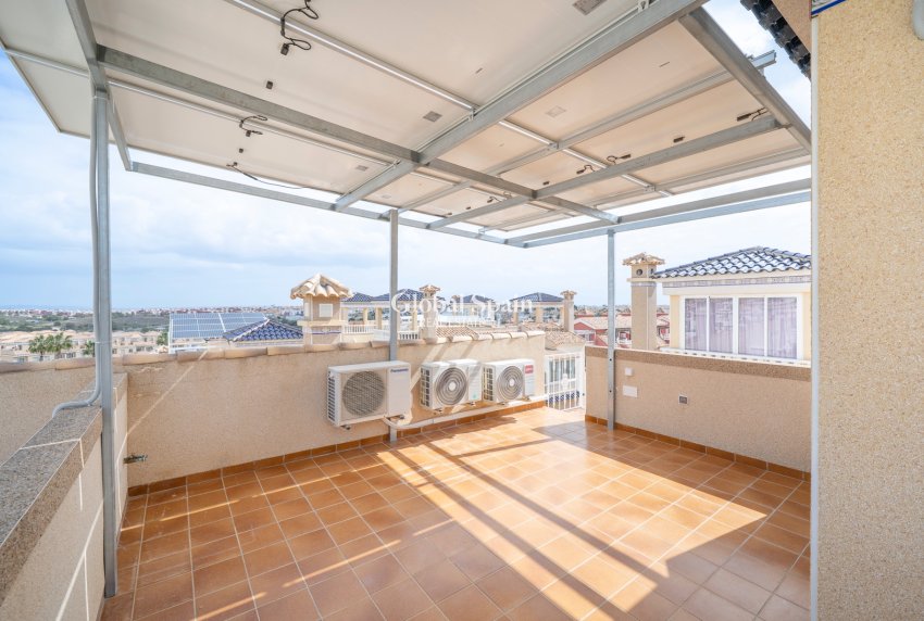 Wederverkoop - VILLA -
ORIHUELA COSTA - Pau 26