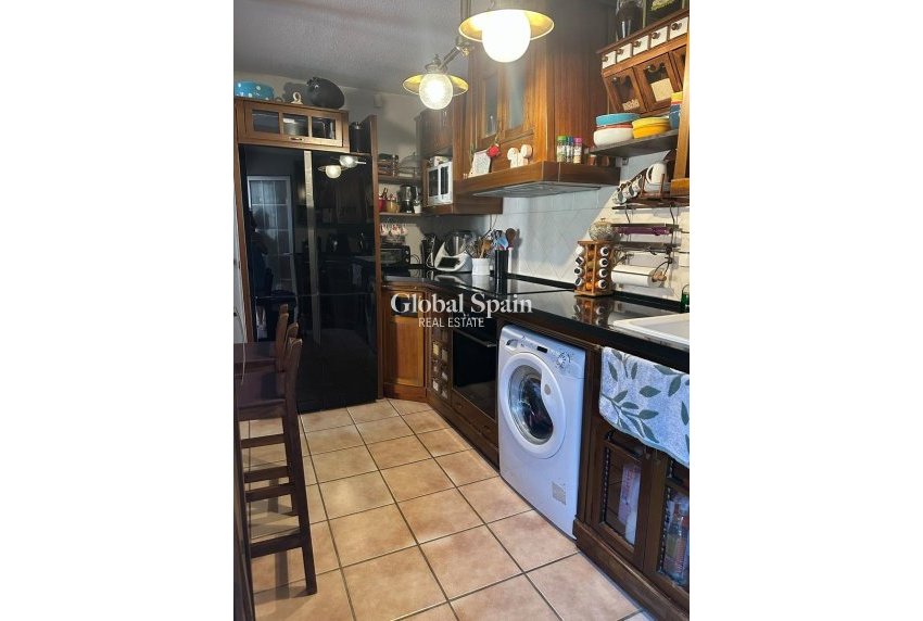 Wederverkoop - VILLA -
ORIHUELA COSTA - Playa Flamenca