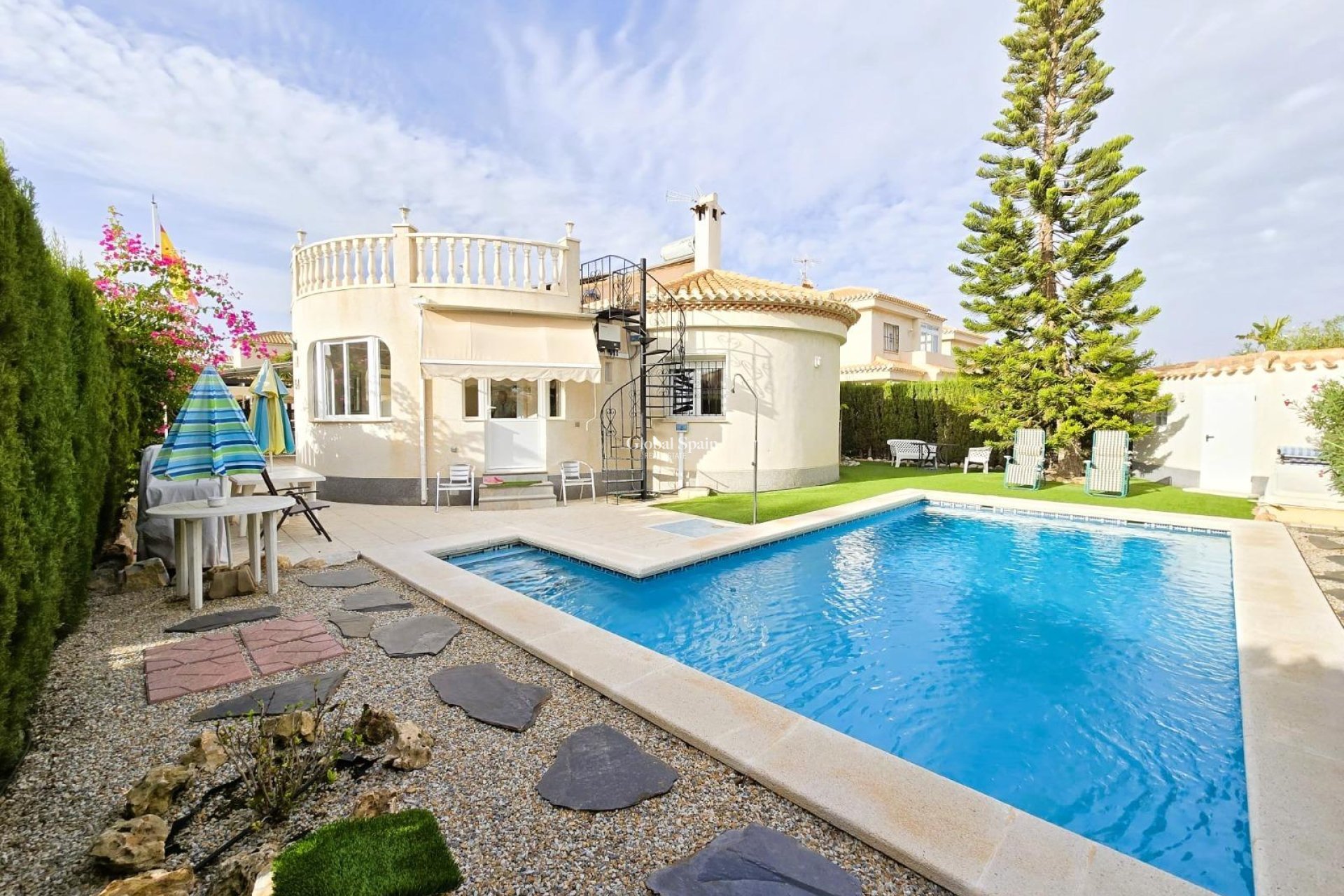 Wederverkoop - VILLA -
ORIHUELA COSTA - Playa Flamenca