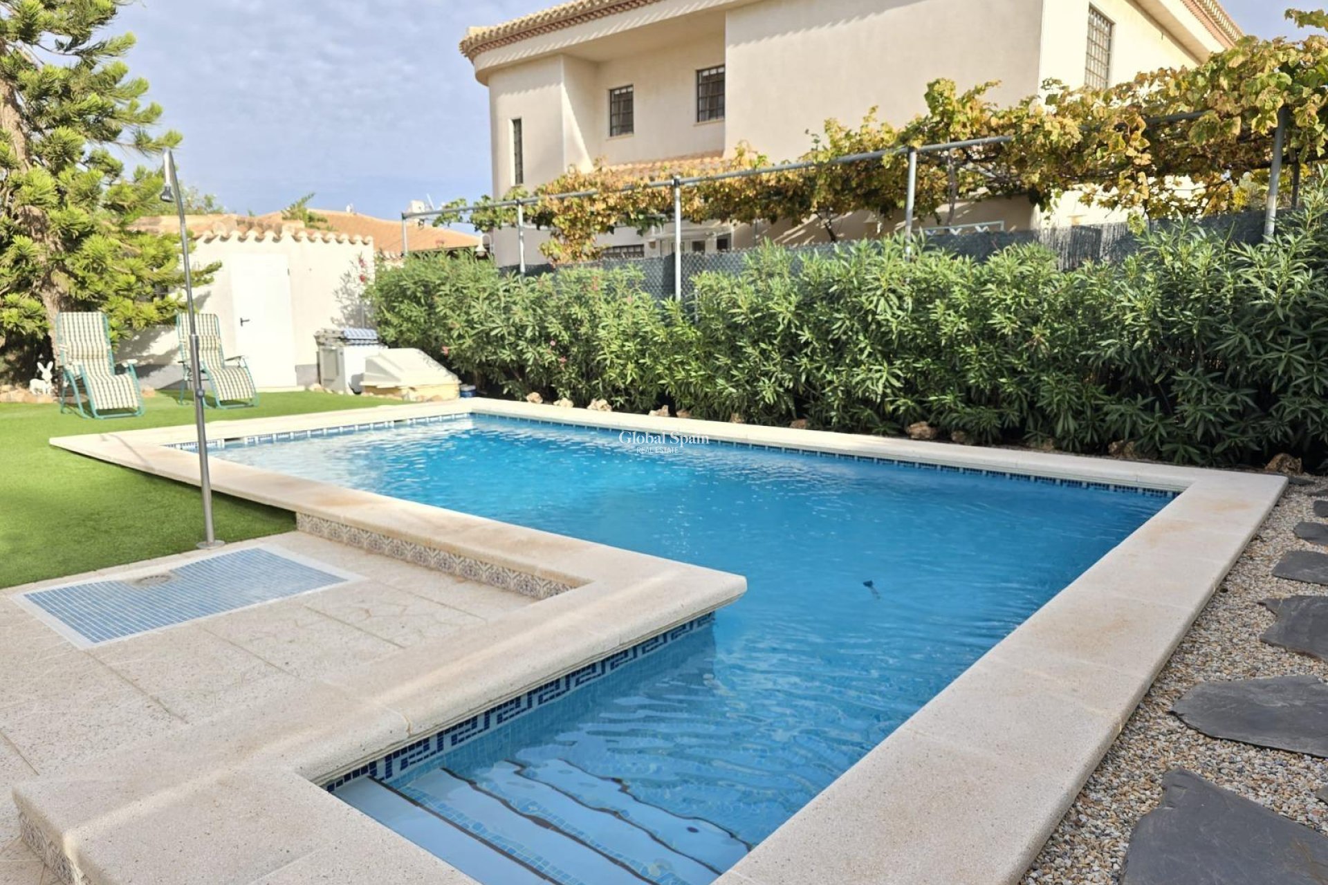 Wederverkoop - VILLA -
ORIHUELA COSTA - Playa Flamenca