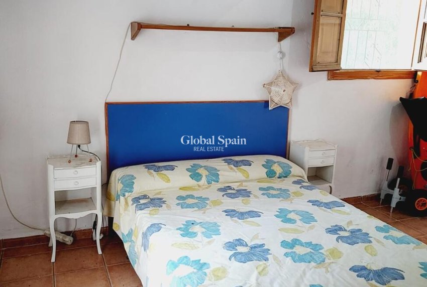 Wederverkoop - VILLA -
ORIHUELA COSTA - Punta Prima