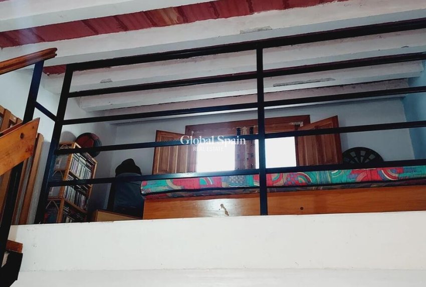 Wederverkoop - VILLA -
ORIHUELA COSTA - Punta Prima