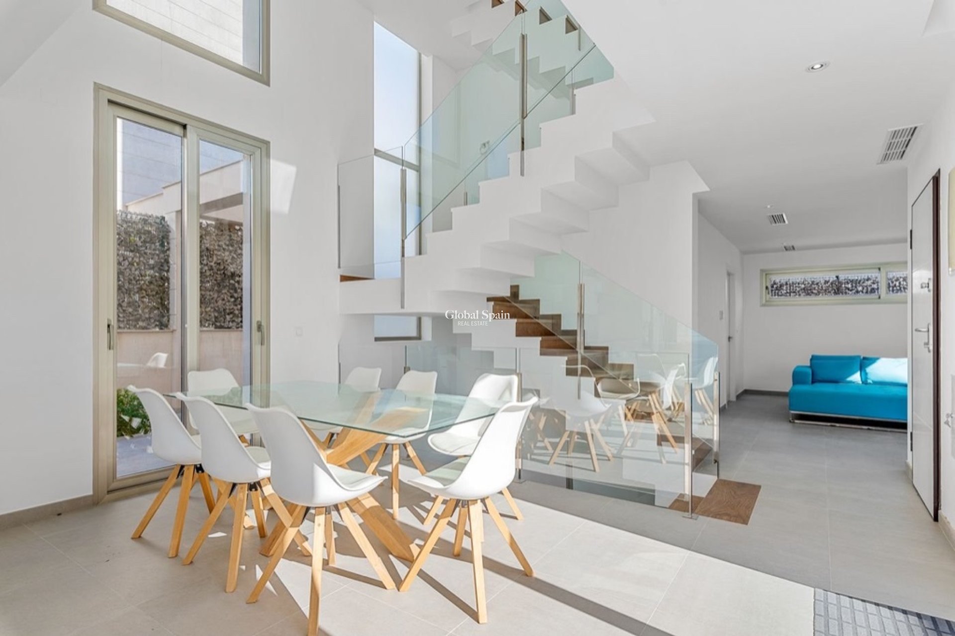 Wederverkoop - Villa -
ORIHUELA COSTA - VILLAMARTÍN